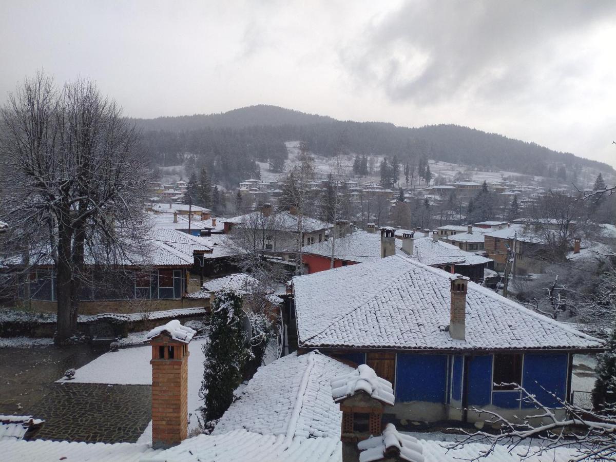 Стаи За Гости Дора Koprivshtitsa Exterior foto
